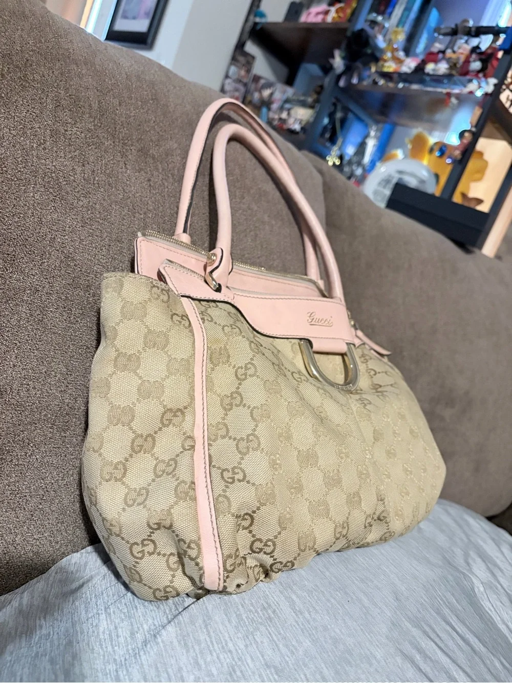 Gucci Shoulder Bag with matching wallet